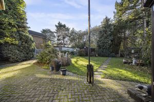 Photo 15- click for photo gallery